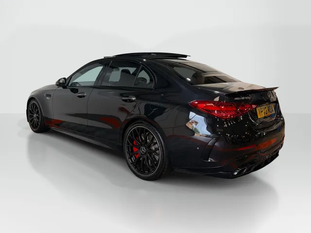 2024 Mercedes-amg C-Class — photo 2