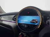 2022 Mini Hatch thumbnail 61