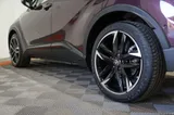 2022 Toyota C-HR thumbnail 38