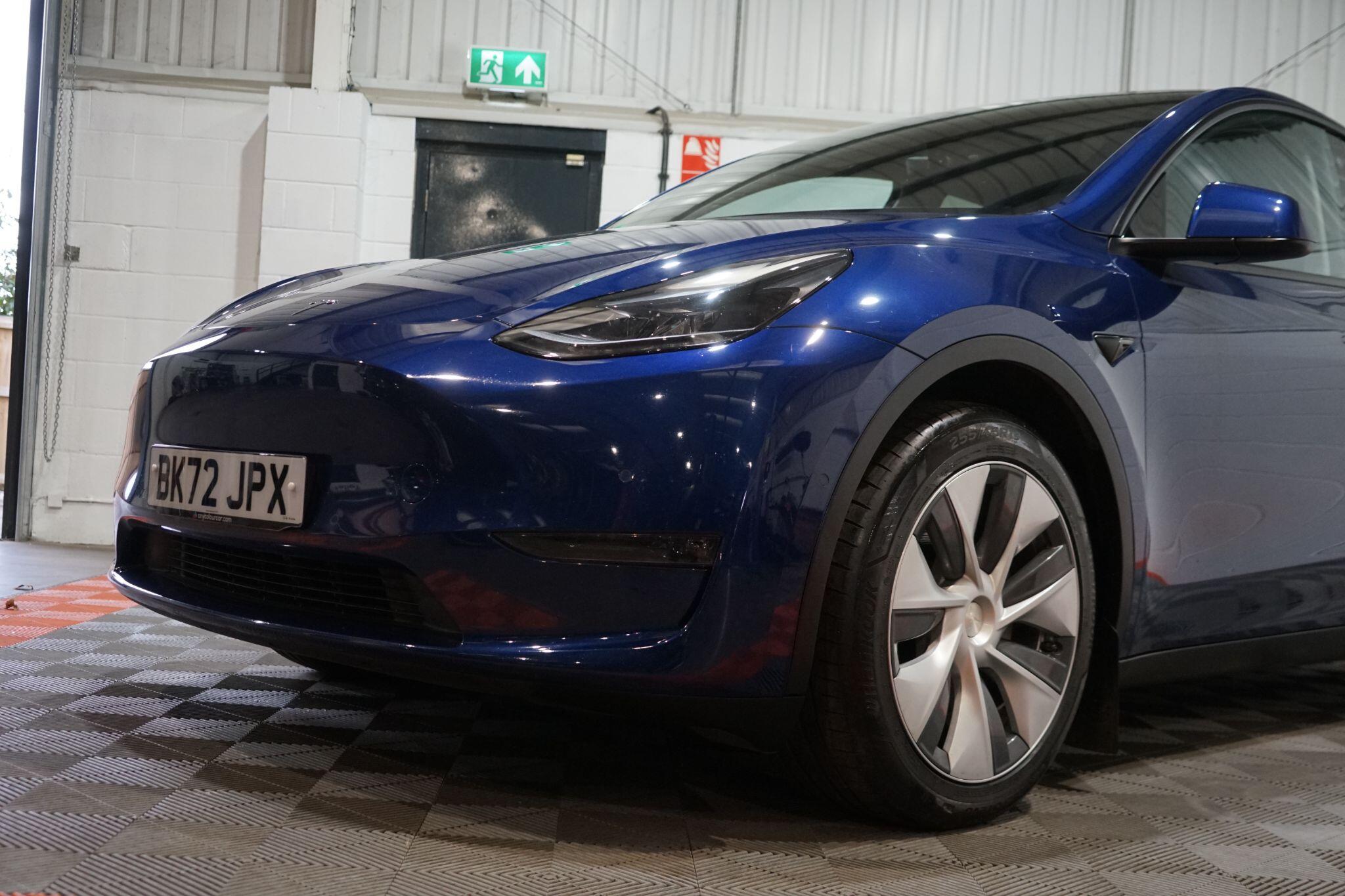 2022 Tesla Model Y thumbnail 23