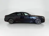 2021 BMW 7 Series thumbnail 5
