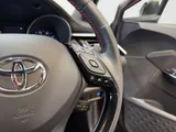 2022 Toyota C-HR thumbnail 52