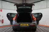2019 Volvo XC40 thumbnail 30