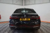 2021 BMW 7 Series thumbnail 18