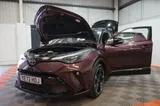2022 Toyota C-HR thumbnail 3