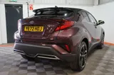 2022 Toyota C-HR thumbnail 18