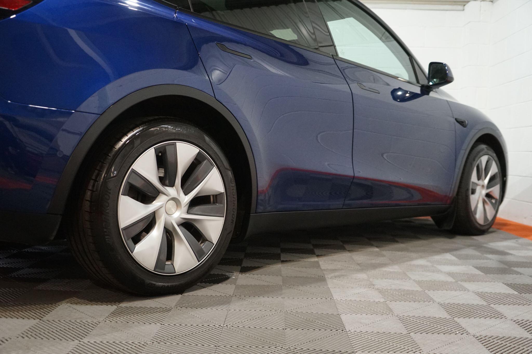 2022 Tesla Model Y thumbnail 39