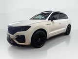 2021 Volkswagen Touareg thumbnail 12