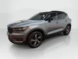 2019 Volvo XC40 thumbnail 5