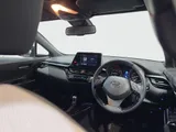 2022 Toyota C-HR thumbnail 21