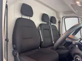 2025 Vauxhall Movano thumbnail 22