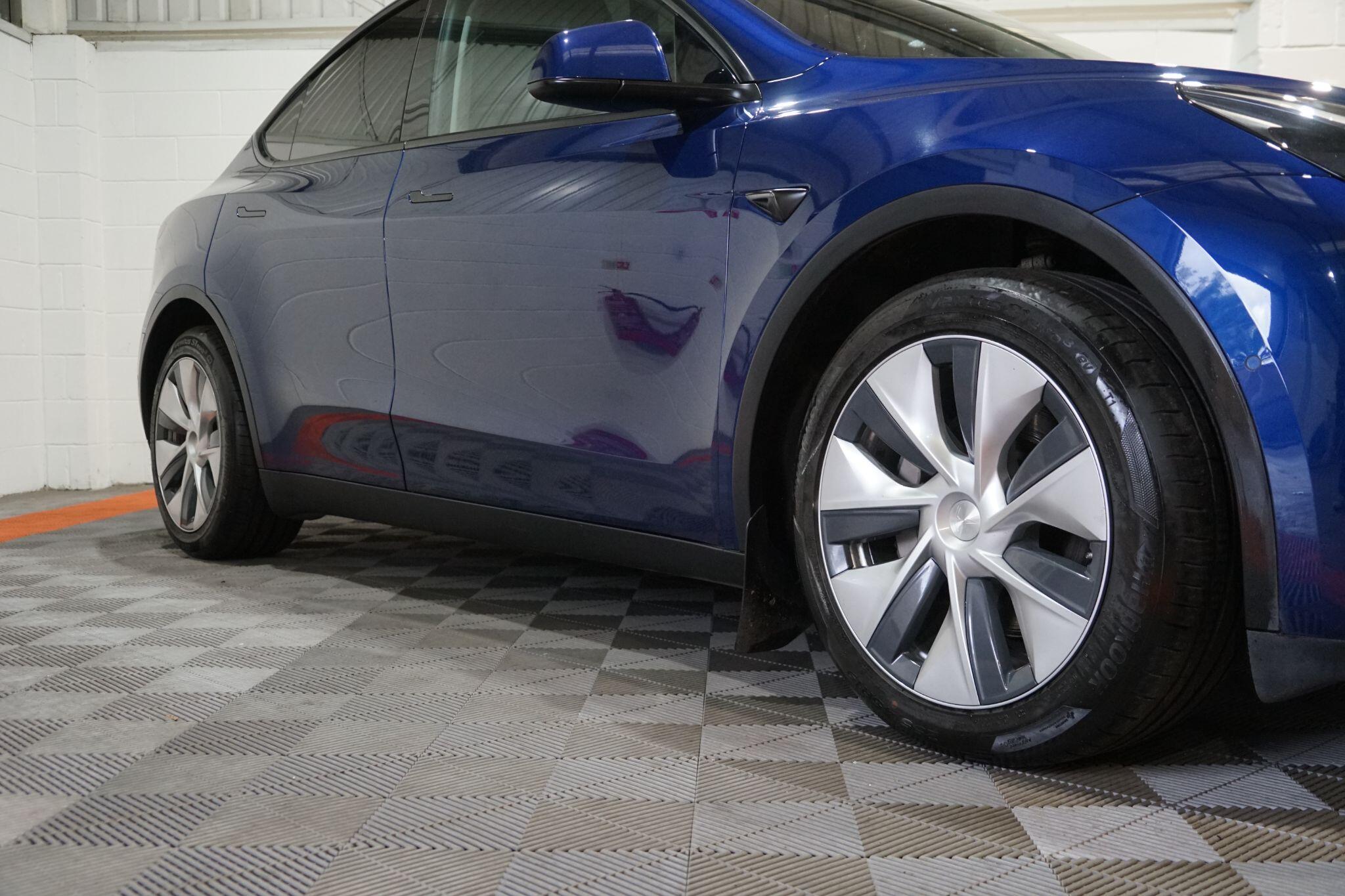 2022 Tesla Model Y thumbnail 20