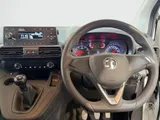 2019 Vauxhall Combo thumbnail 50
