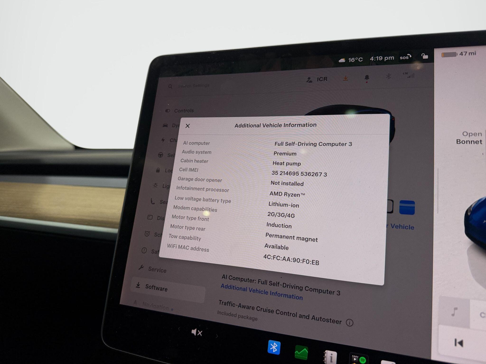 2022 Tesla Model Y thumbnail 11