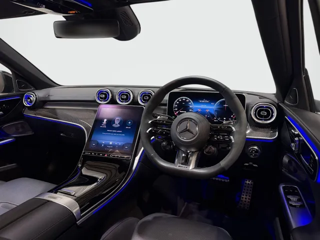 2024 Mercedes-amg C-Class — photo 4