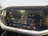 2021 Volkswagen Touareg thumbnail 49