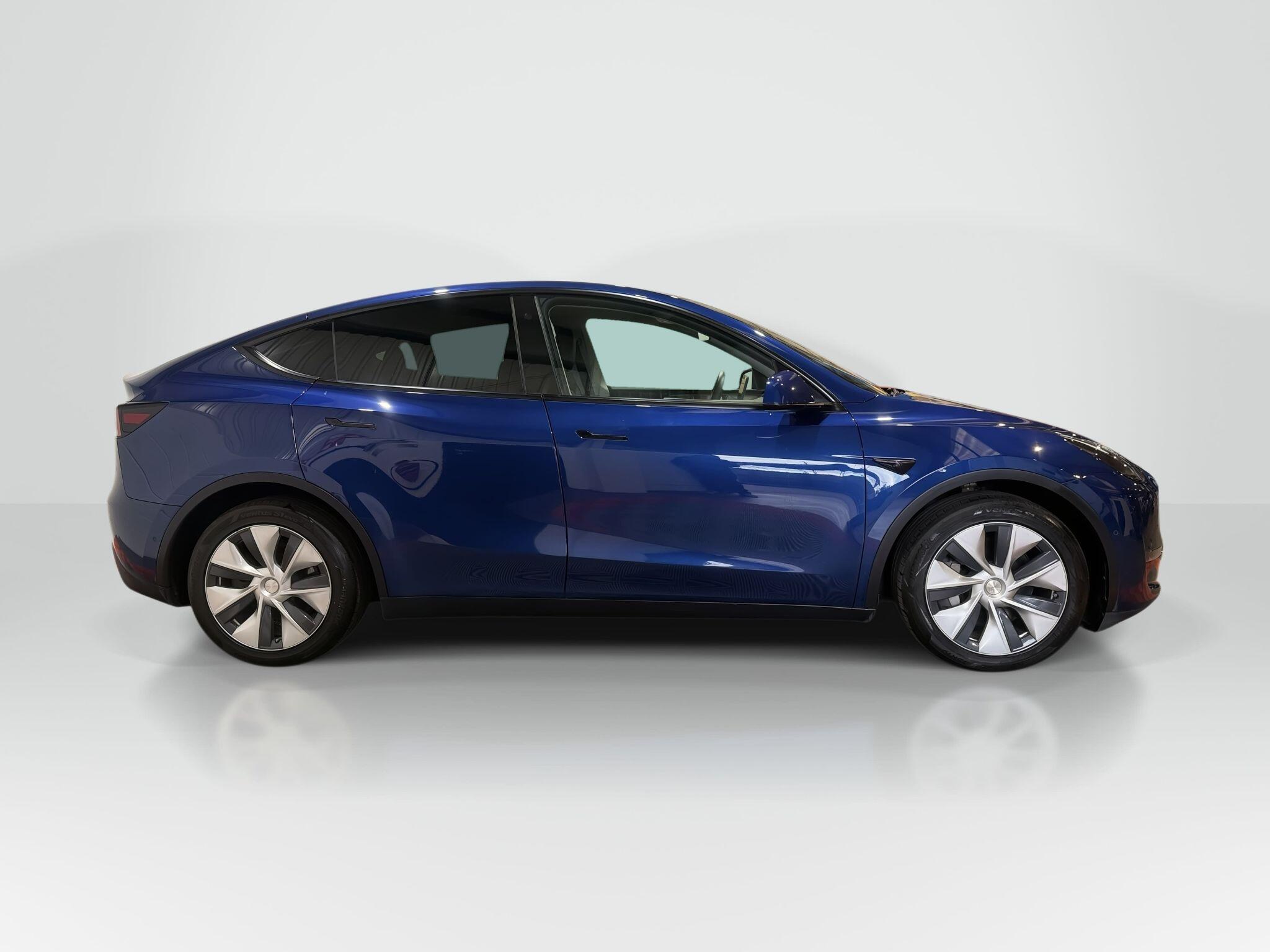 2022 Tesla Model Y thumbnail 29