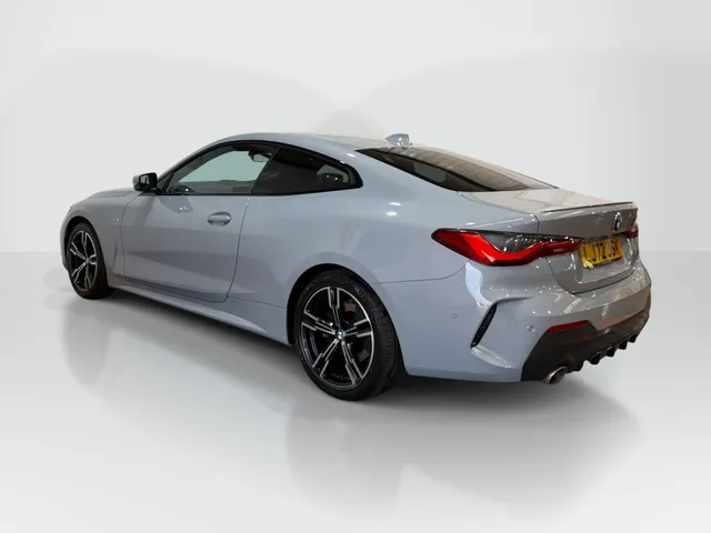 2023 BMW 4 Series — photo 2