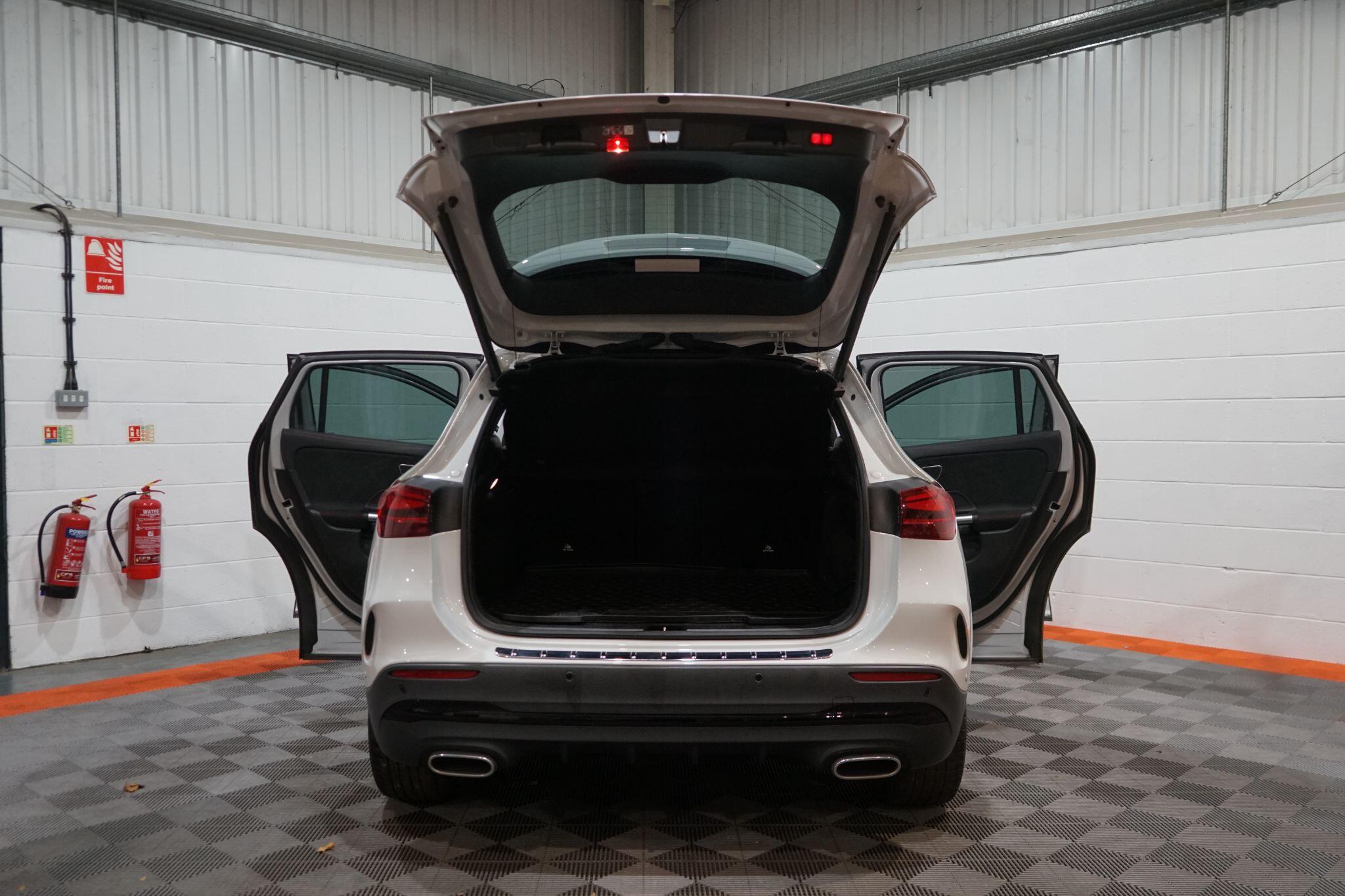 2023 Mercedes-Benz GLA thumbnail 57