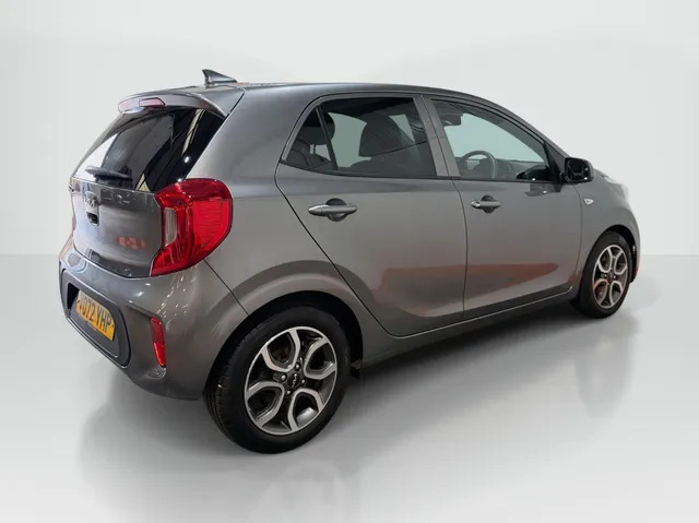 2022 KIA Picanto — photo 2