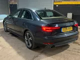 2016 Audi A4 thumbnail 6