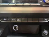 2016 Audi A4 thumbnail 28