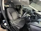 2018 Ford Kuga thumbnail 18