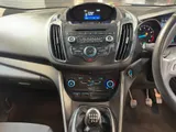 2018 Ford Kuga thumbnail 27