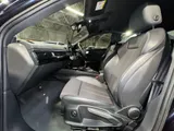 2016 Audi A4 thumbnail 17