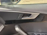 2016 Audi A4 thumbnail 47
