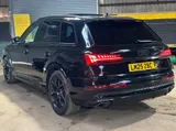 2025 Audi Q7 thumbnail 6