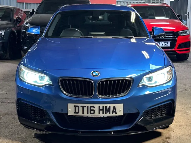 2016 BMW 2 Series — photo 2