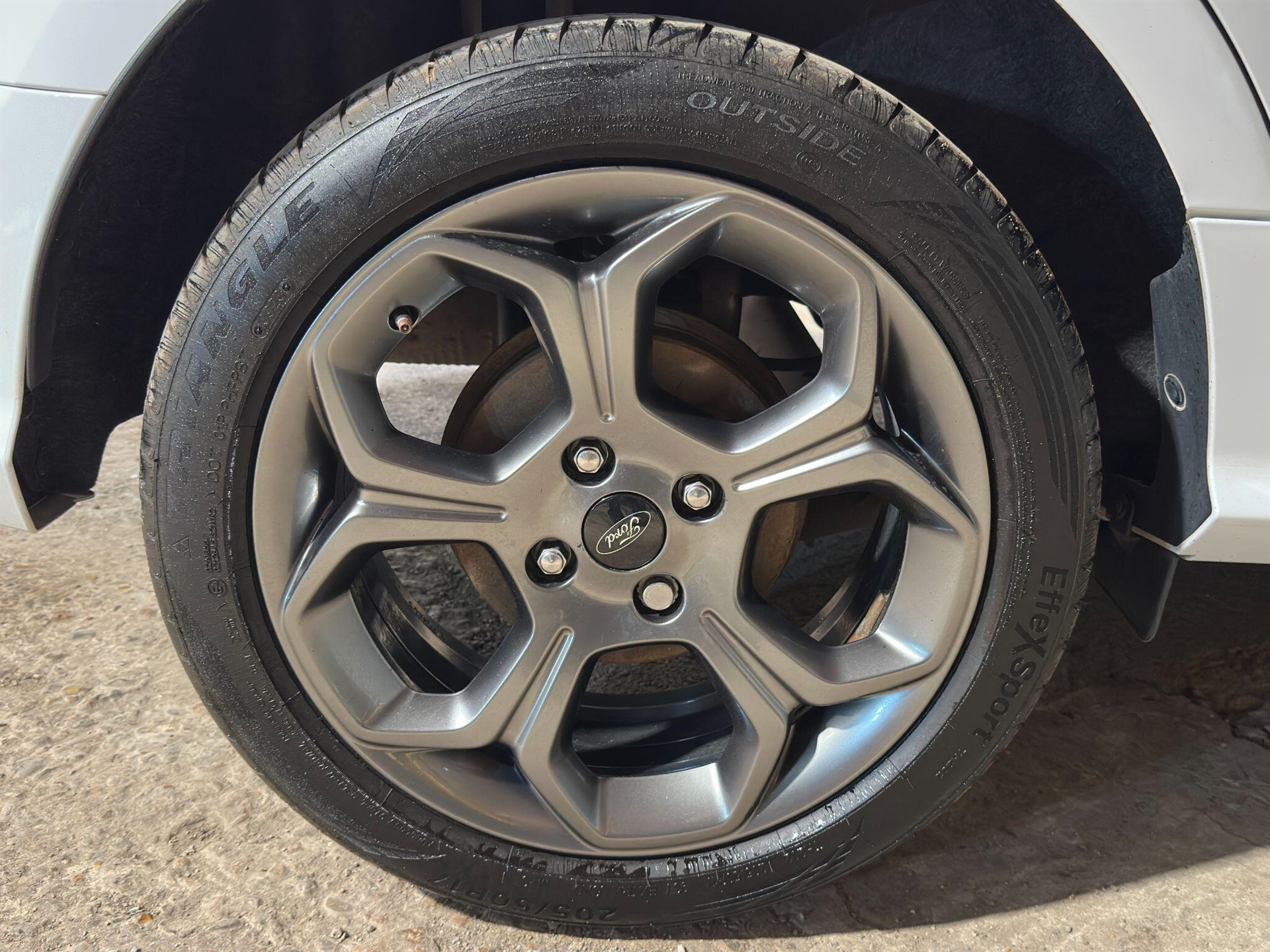 2018 Ford EcoSport thumbnail 66