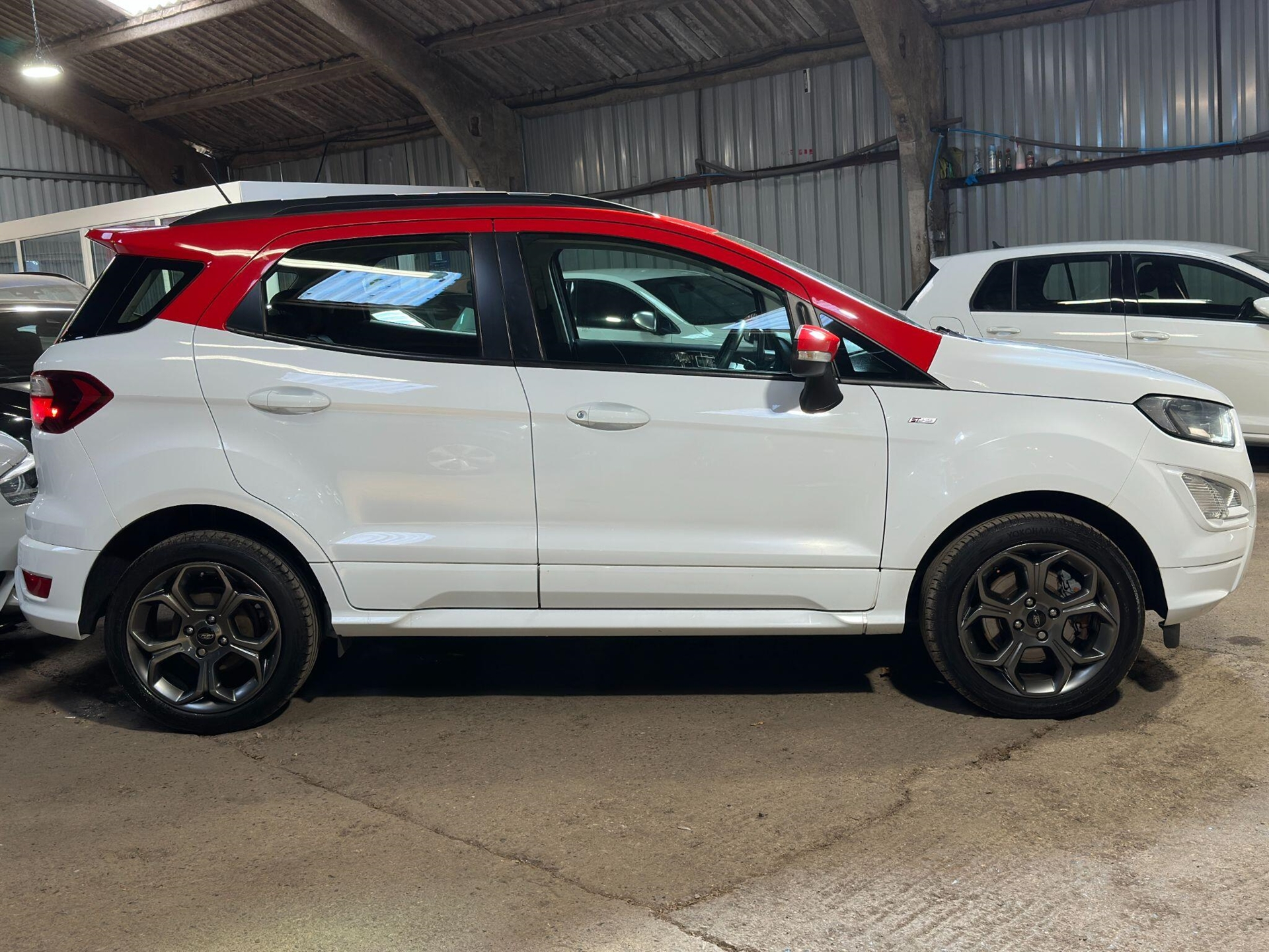 2018 Ford EcoSport thumbnail 9