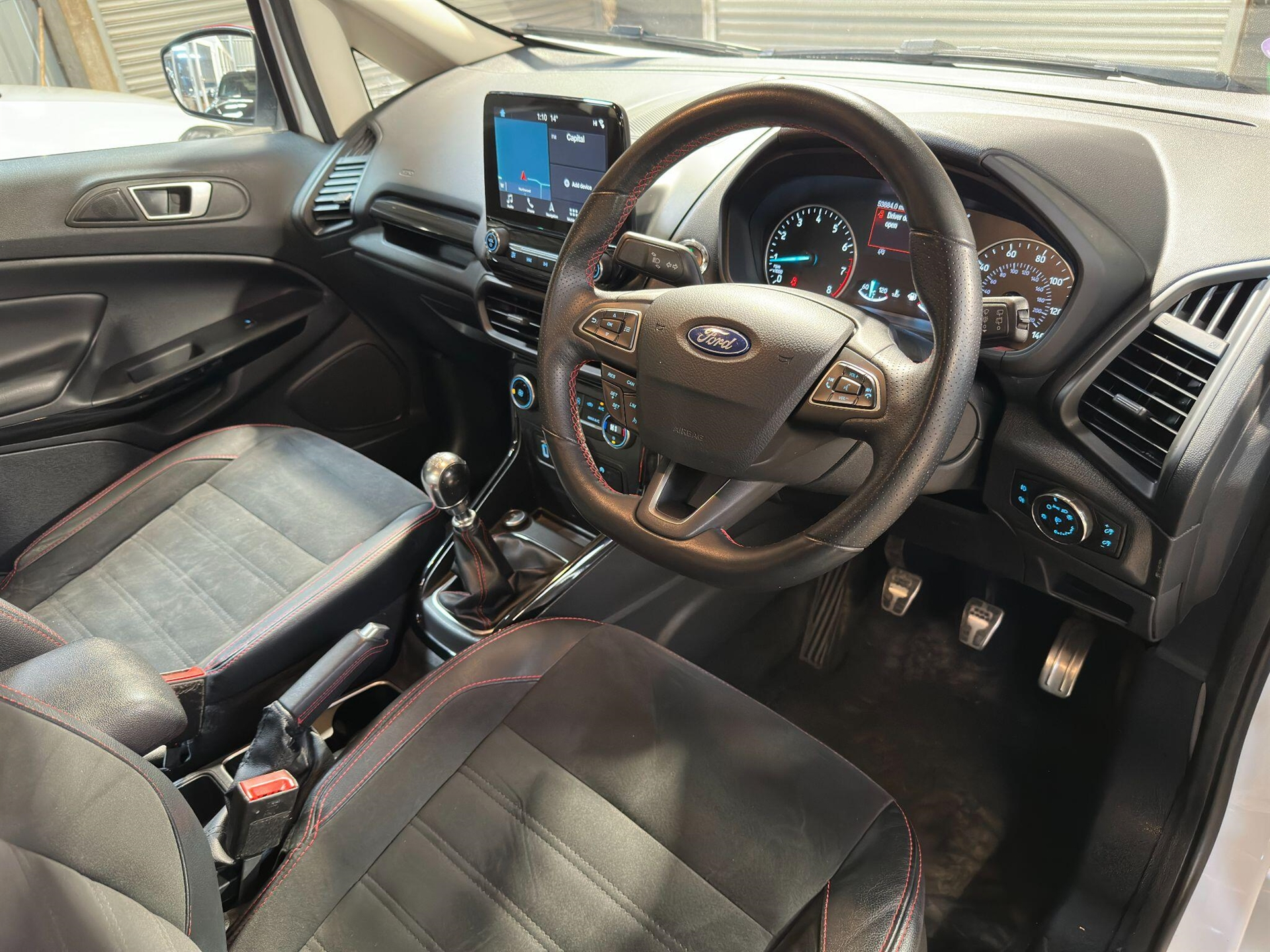 2018 Ford EcoSport thumbnail 20