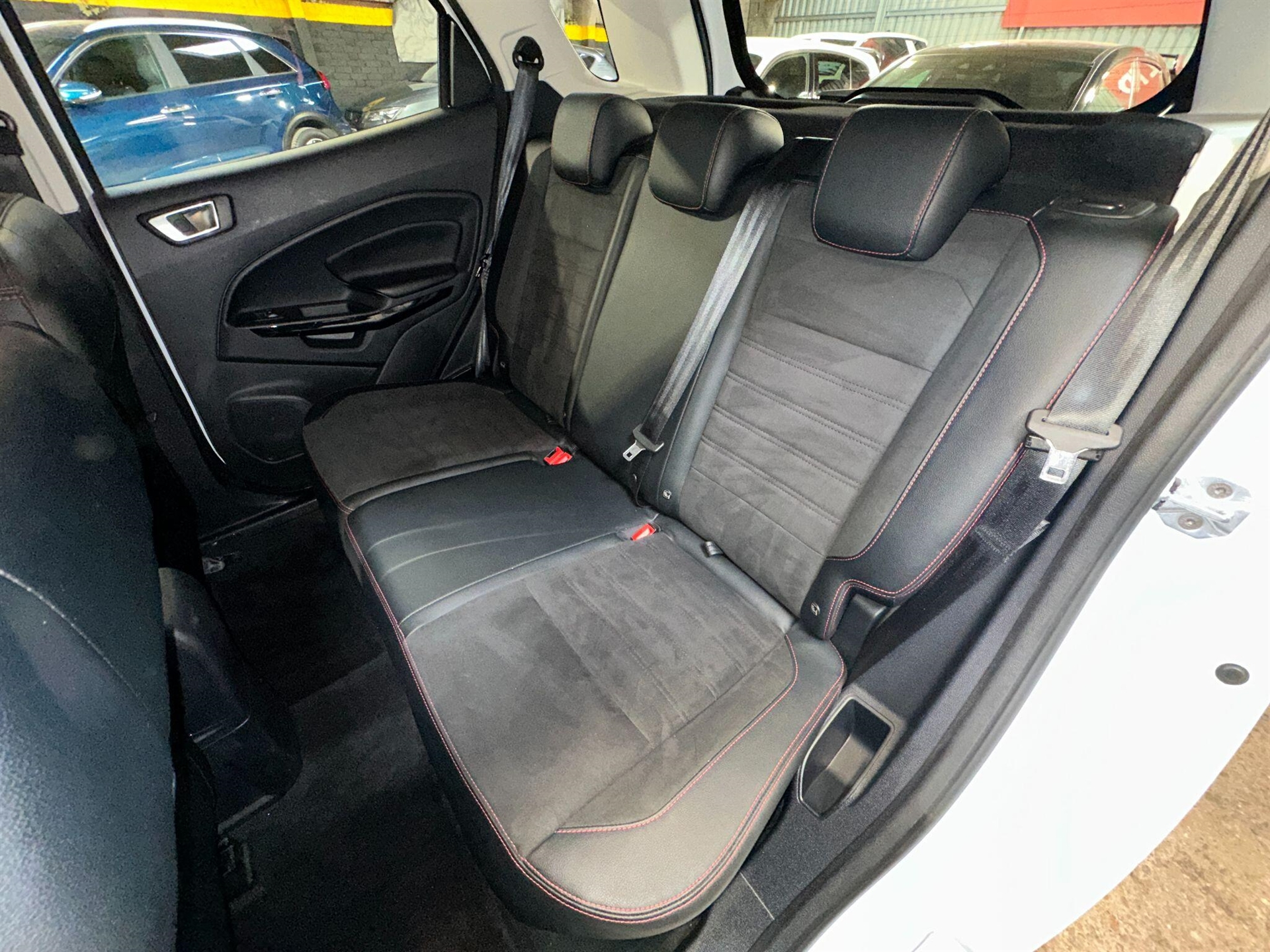 2018 Ford EcoSport thumbnail 22
