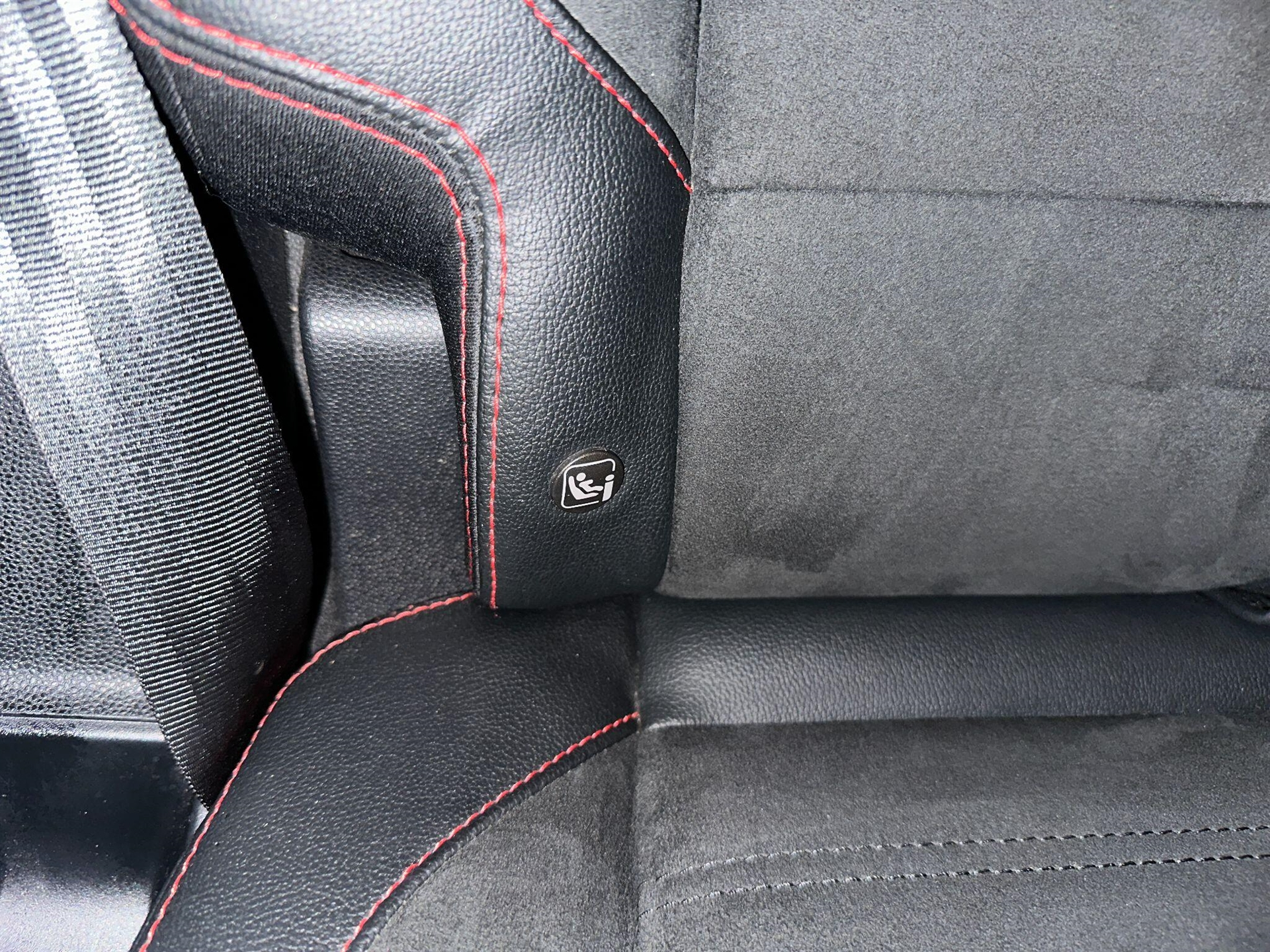 2018 Ford EcoSport thumbnail 48