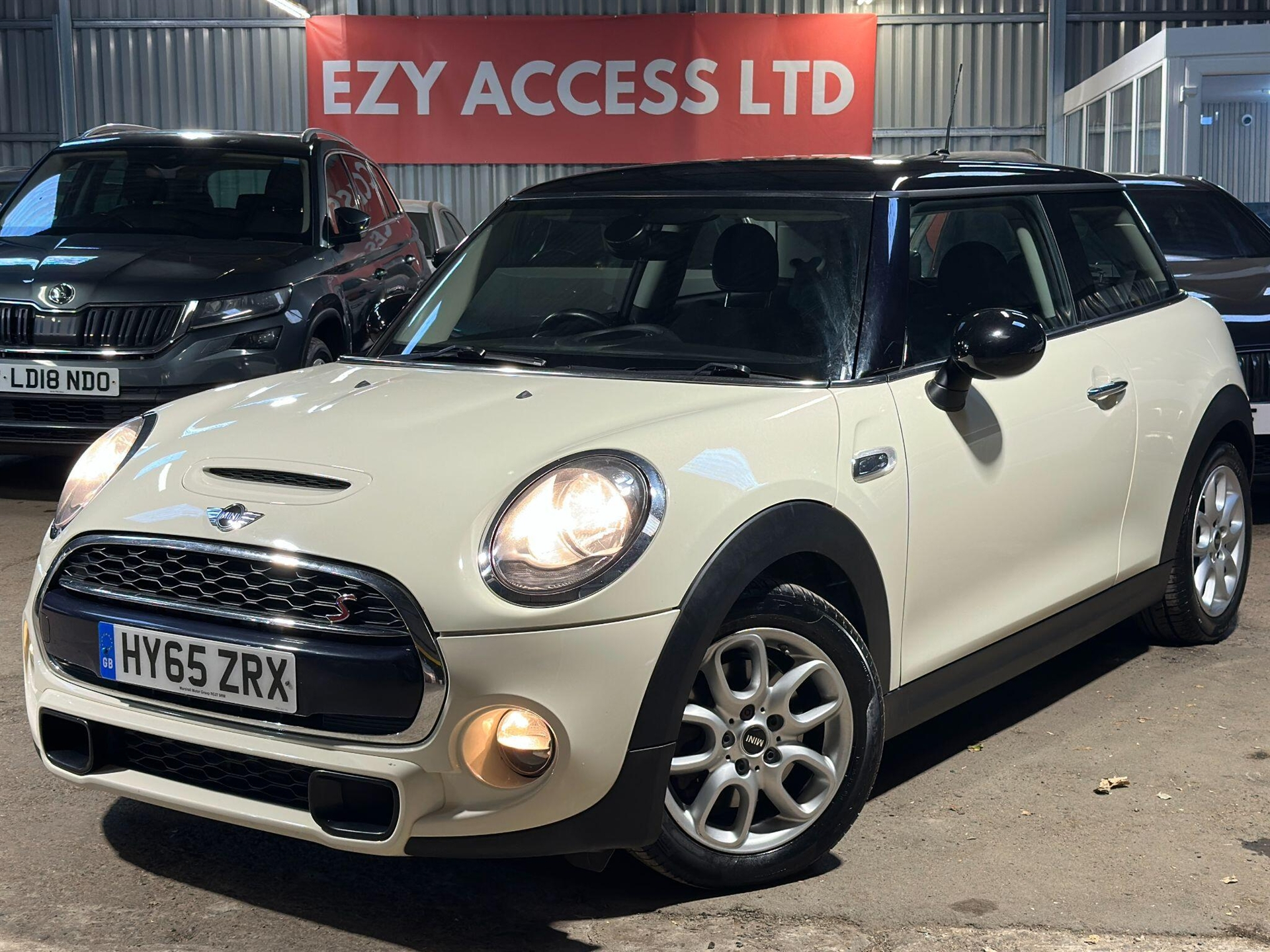 Mini Hatch
