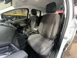 2017 Ford C-Max thumbnail 16