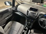 2017 Ford C-Max thumbnail 59