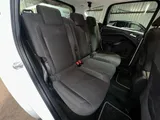 2017 Ford C-Max thumbnail 24