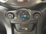 2016 Ford EcoSport thumbnail 31