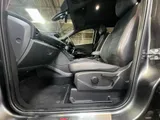 2019 Ford Kuga thumbnail 17