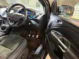 2019 Ford Kuga thumbnail 44