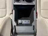 2019 Jaguar E-Pace thumbnail 37