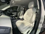 2019 Jaguar E-Pace thumbnail 16