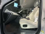 2019 Jaguar E-Pace thumbnail 17