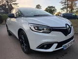 2017 Renault Scenic thumbnail 12