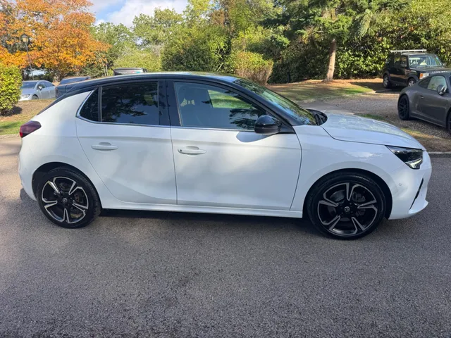 2020 Vauxhall Corsa — photo 3