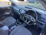 2019 Volkswagen T-Cross thumbnail 10